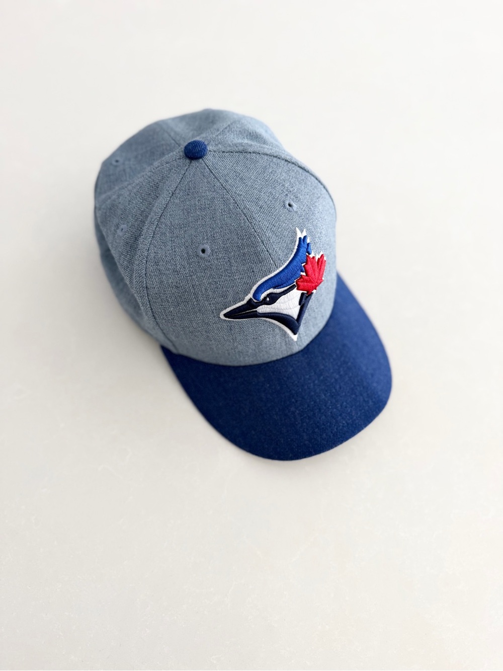 New Era 9FIFTY Toronto Blue Jays Denim Snapback Hat • Size M/L